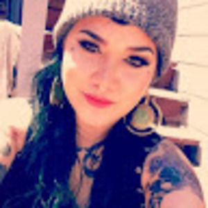 Meet your Posher, Paulina